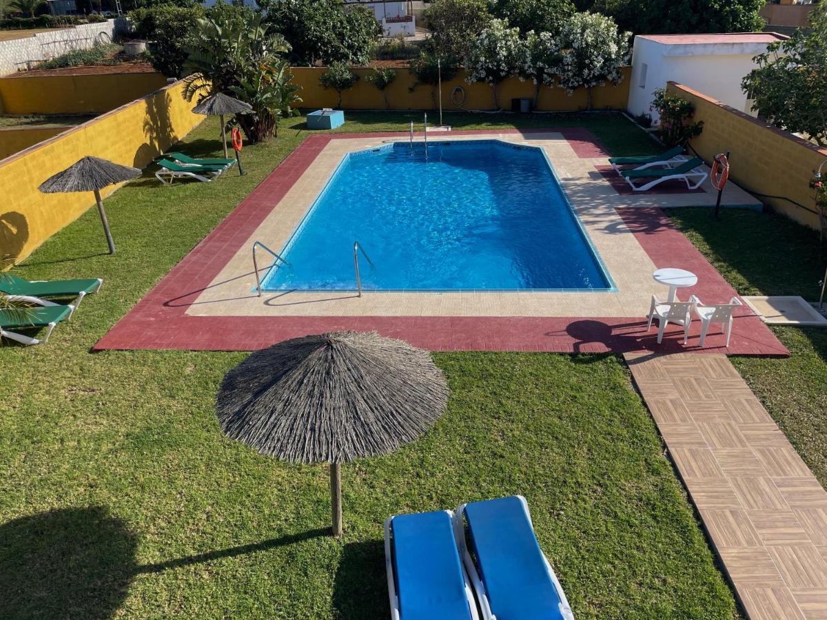 Hostal Del Faro Conil De La Frontera Extérieur photo